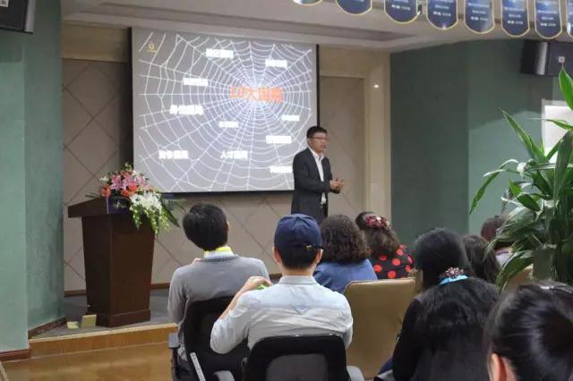 塑造医美设计师的专业话术艺术