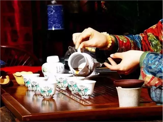 茶艺之道，泡茶手法的艺术展现