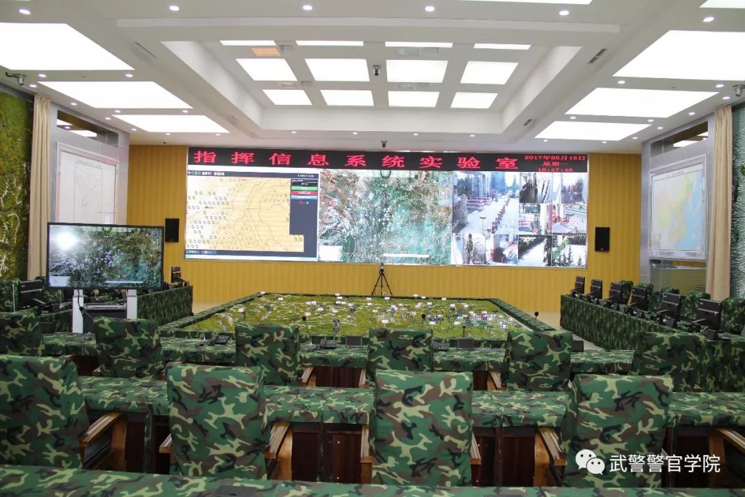 武警内卫执勤，守护安全，展现忠诚
