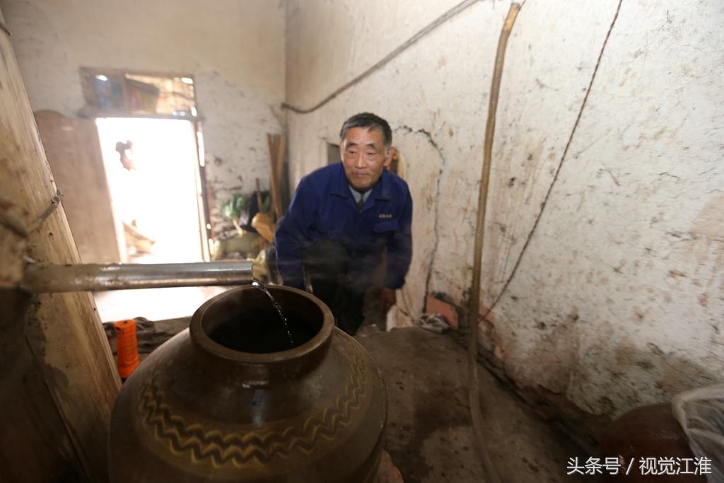 红高粱酒简介，传统工艺与现代酿酒技术的完美结合