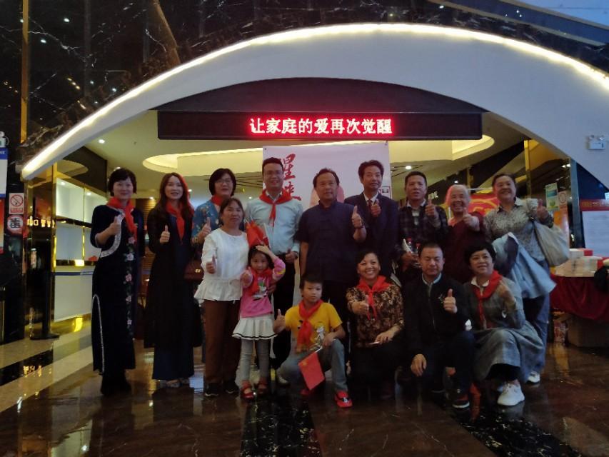 浏阳烟火汇演，璀璨烟火舞动的盛宴