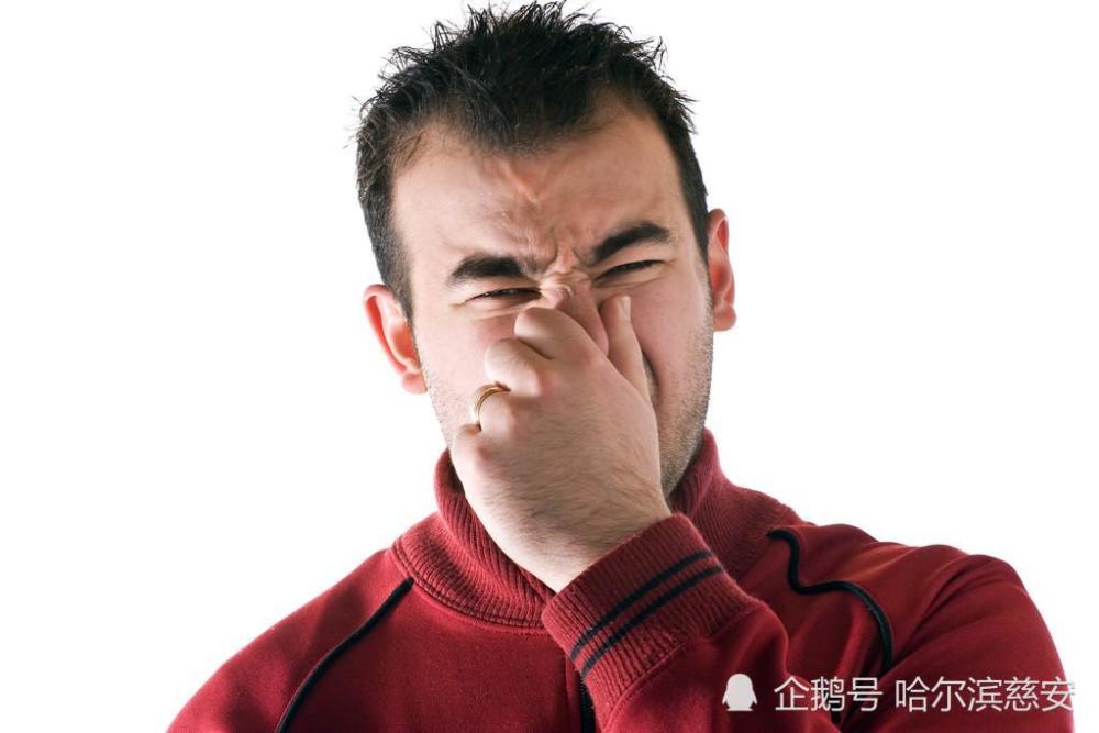 鼻子闻不到味道的原因及其影响，深度解析