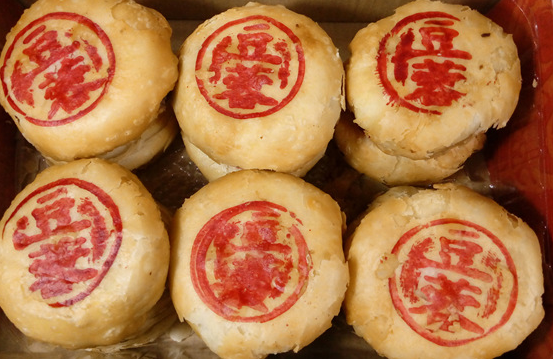 老式月饼，传统与记忆的交织