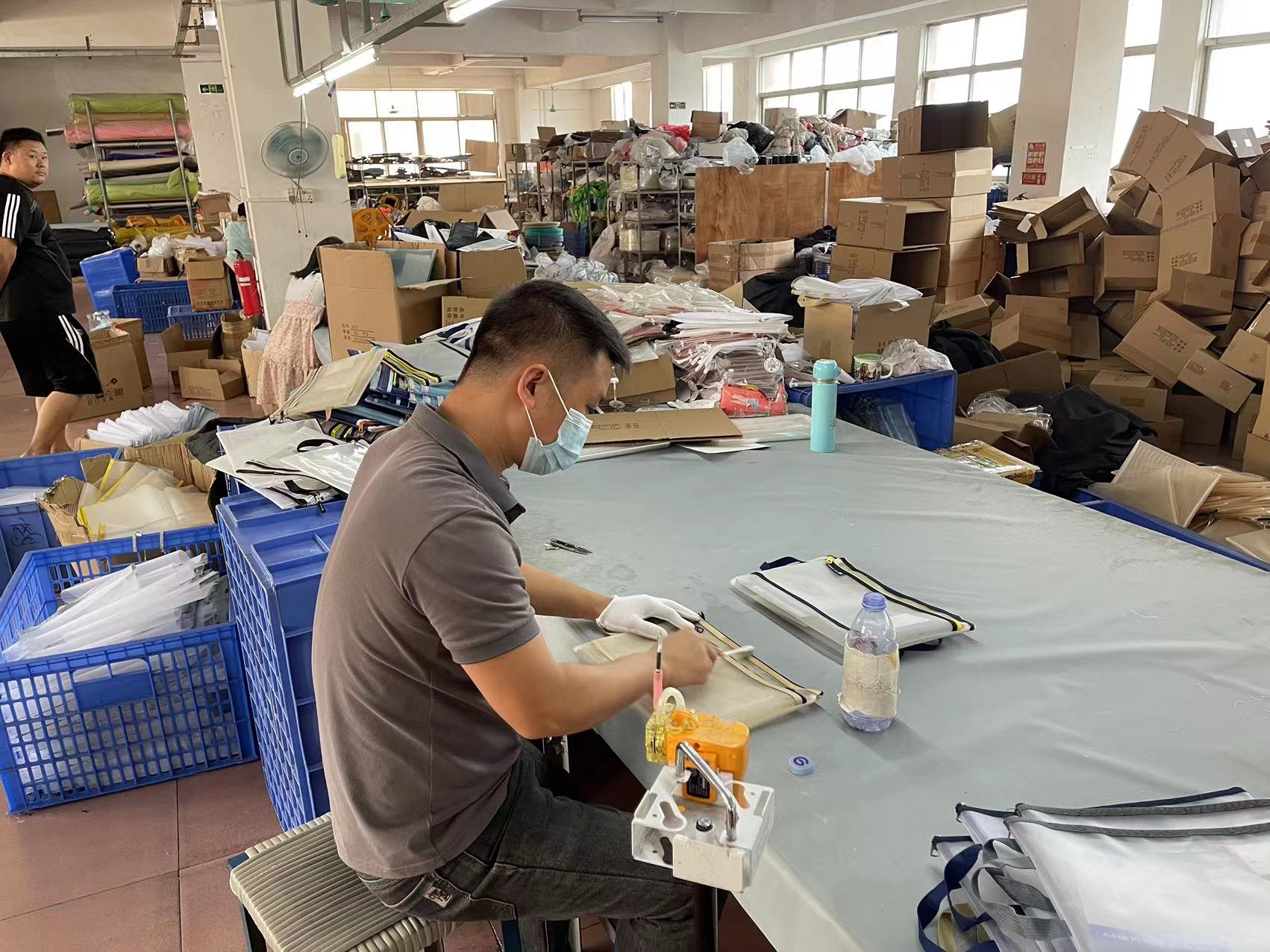 东莞真皮手袋工厂，探索高质量手袋制造的前沿