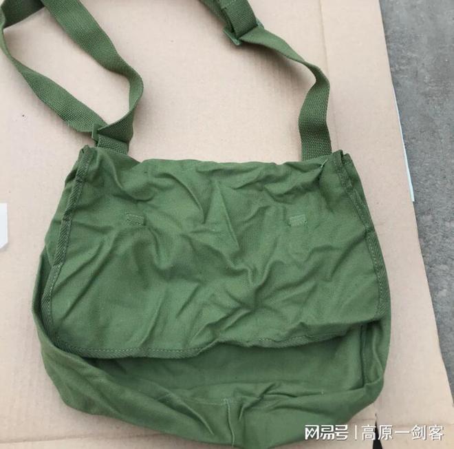老式军用包的魅力与实用价值