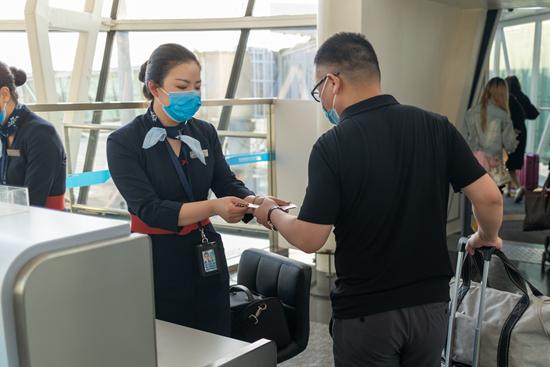 东方航空坐飞机的体验与感受