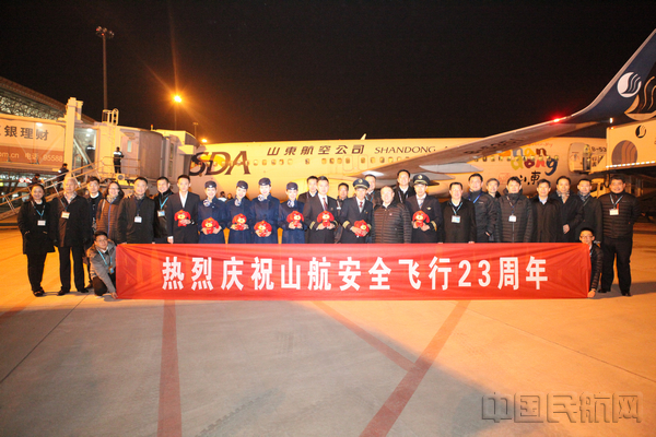 上海至瑞丽的飞行之旅，一次跨越千里的飞翔体验