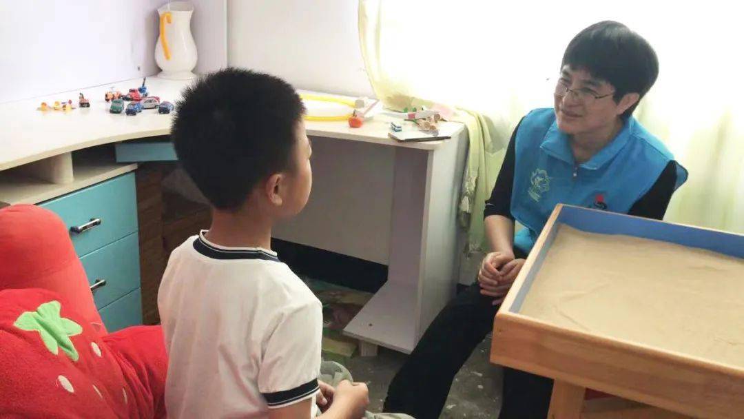 全国儿童内分泌专家，守护儿童健康的守护者