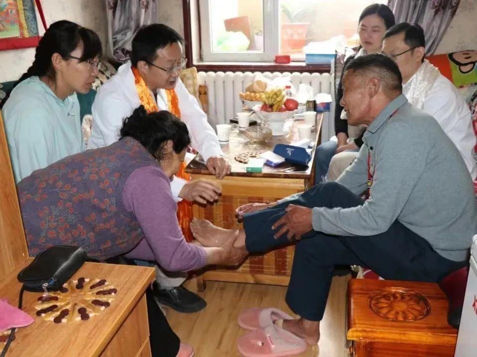 上海复旦儿童专家，守护儿童健康的先锋力量