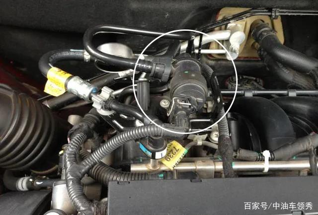 油箱气压高怎么解决
