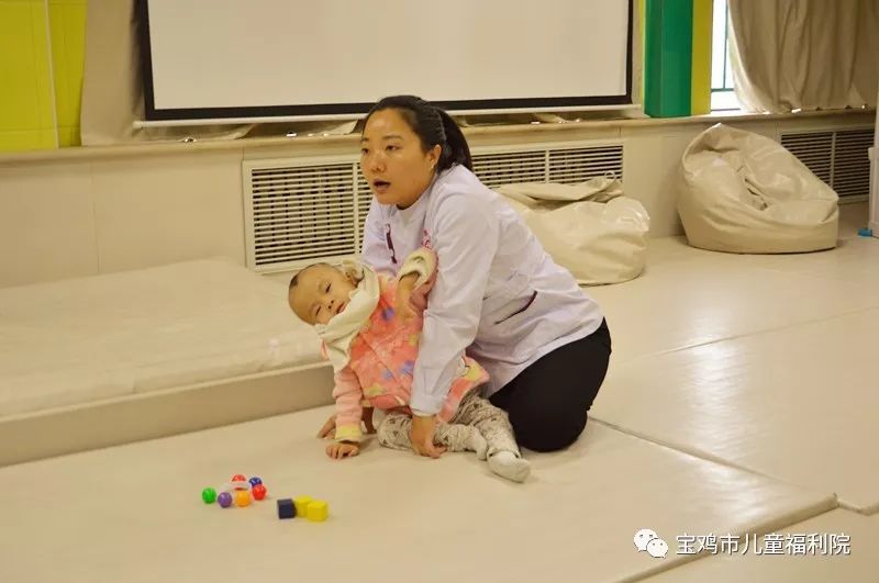儿童康复科权威专家——引领儿童康复事业的领航者