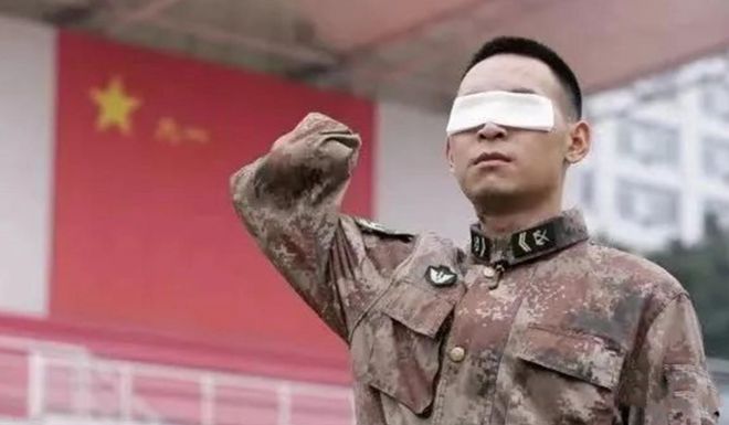 享受正军级待遇，权力与荣耀的背后