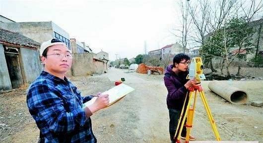 地籍测量仪器，现代土地管理的技术之眼