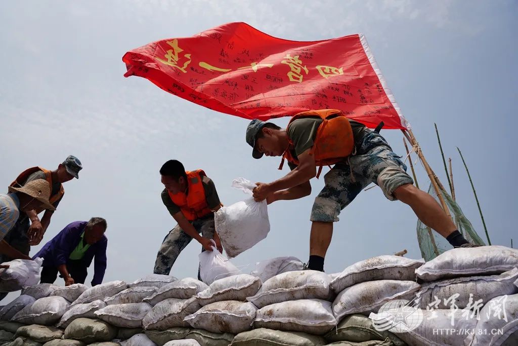 伞兵生存率，挑战与应对