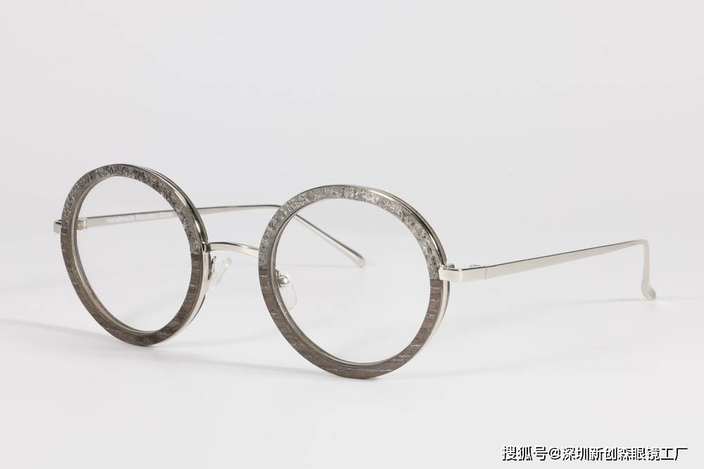 如何辨别眼镜的真假