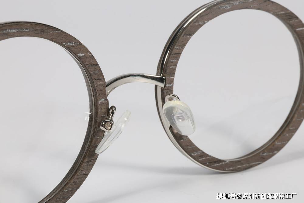 蓝光眼镜的真假，如何辨别与选择优质产品
